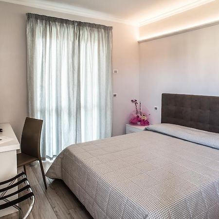 Hotel Villa Giulia Ciampino Esterno foto