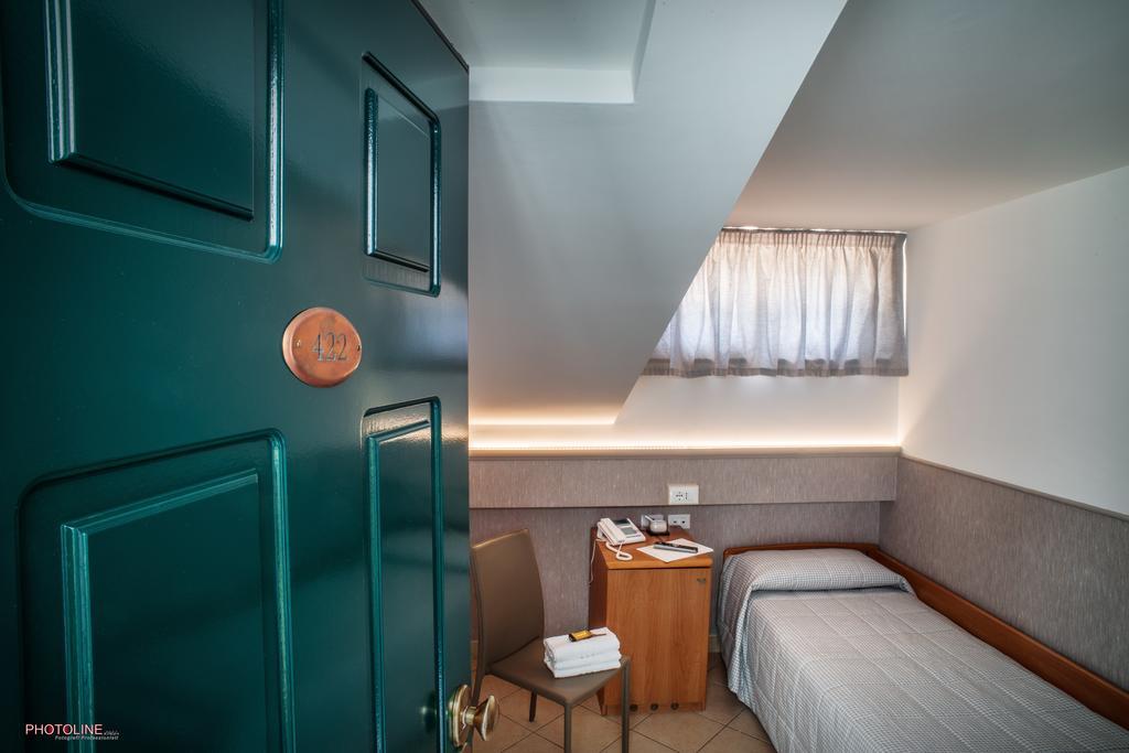 Hotel Villa Giulia Ciampino Esterno foto