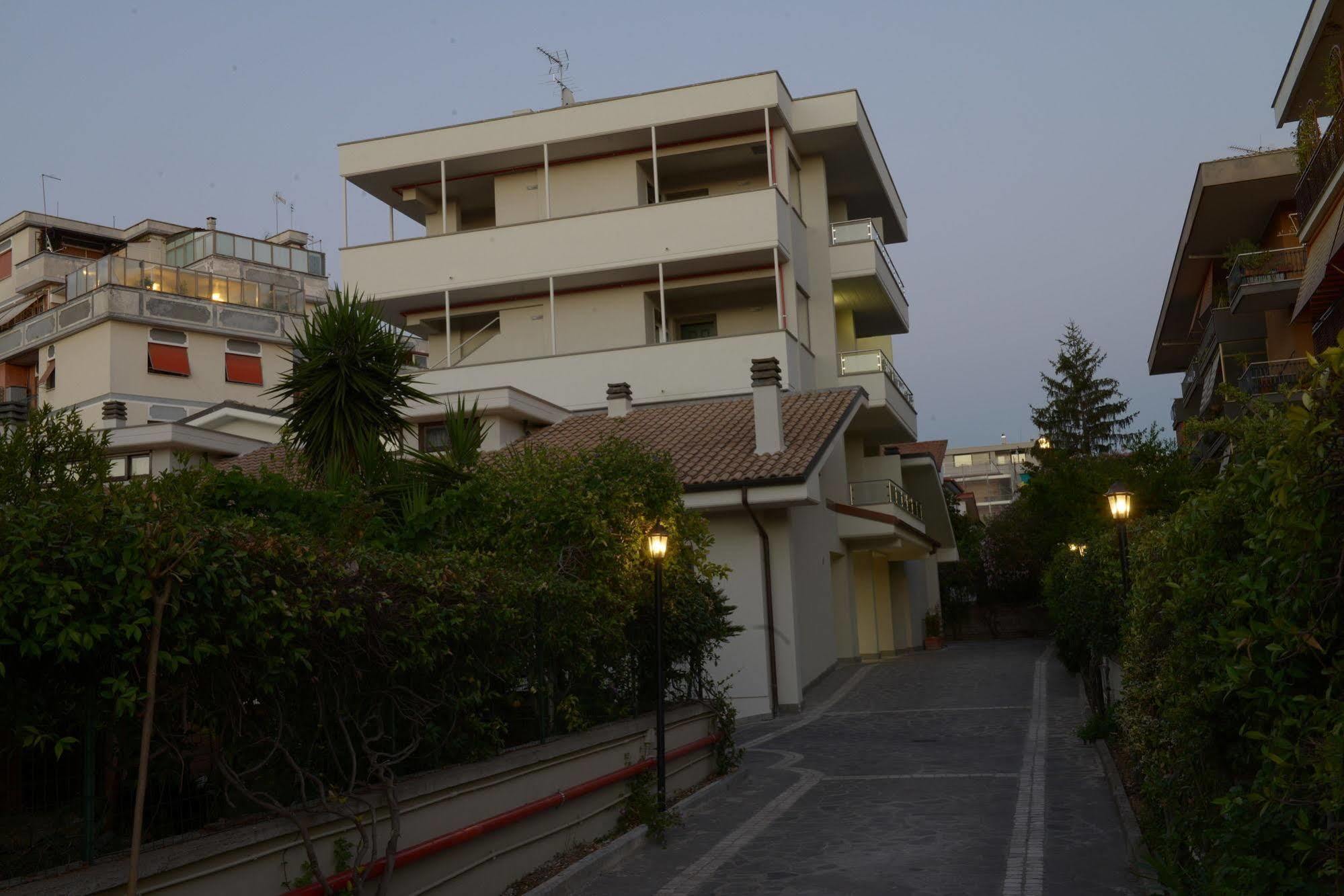 Hotel Villa Giulia Ciampino Esterno foto