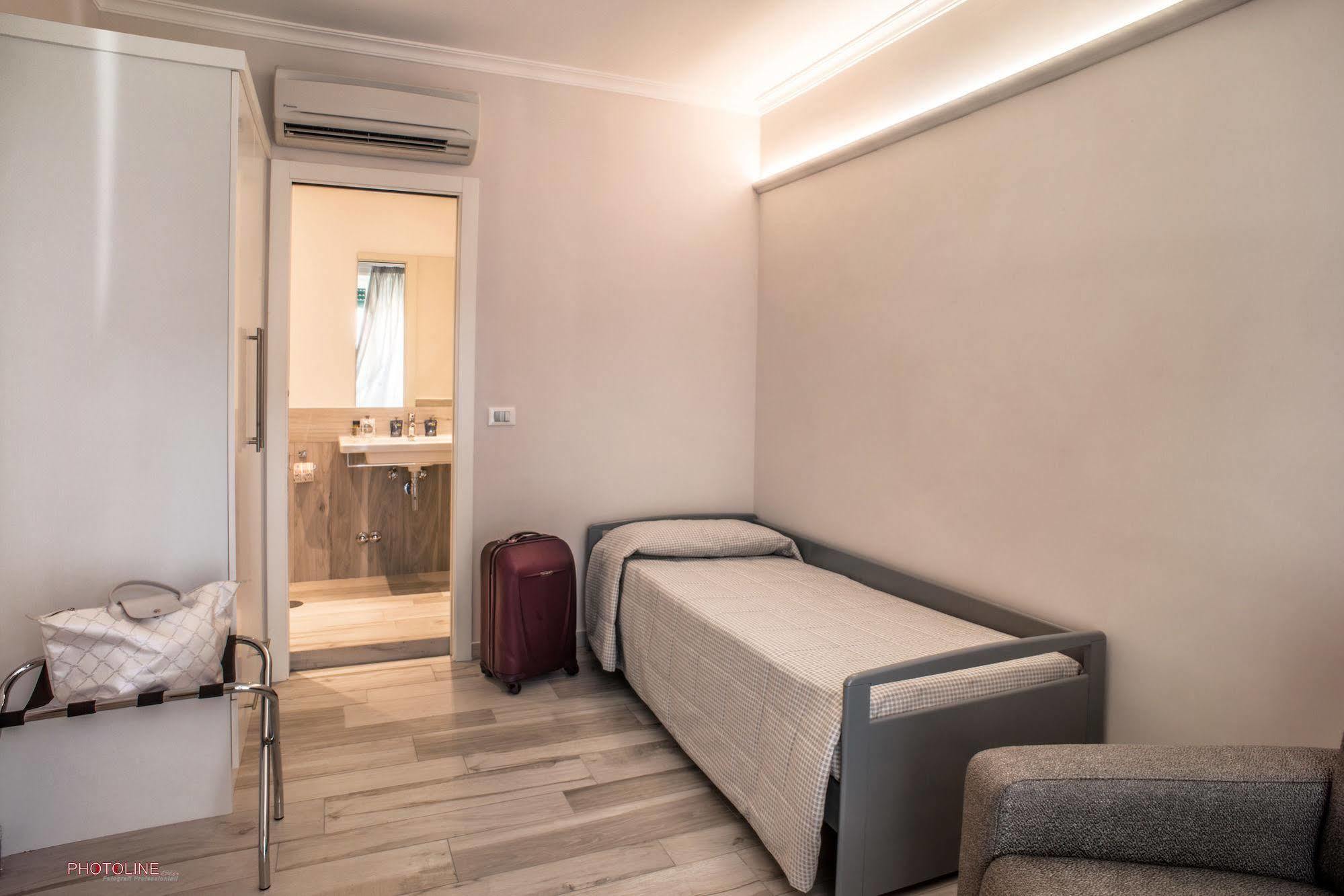 Hotel Villa Giulia Ciampino Esterno foto