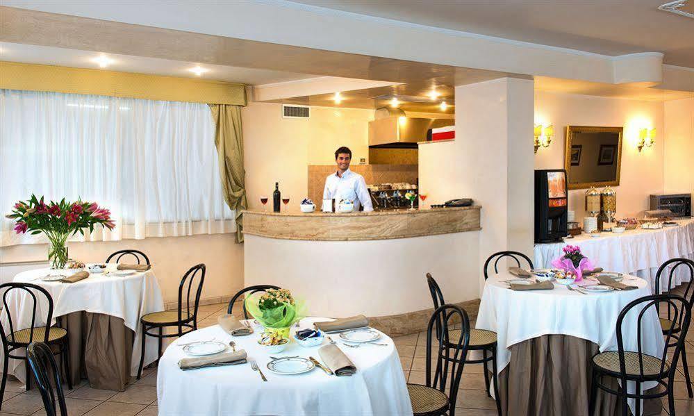 Hotel Villa Giulia Ciampino Esterno foto